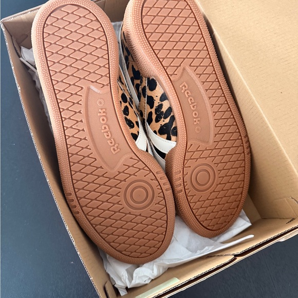 Reebok Club C Grounds UK Women's Tennis Shoes - Picture 4 of 5